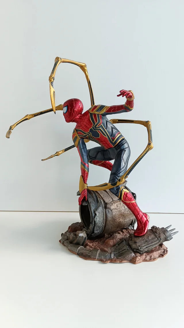 MARVEL - Iron Spider Action Figure