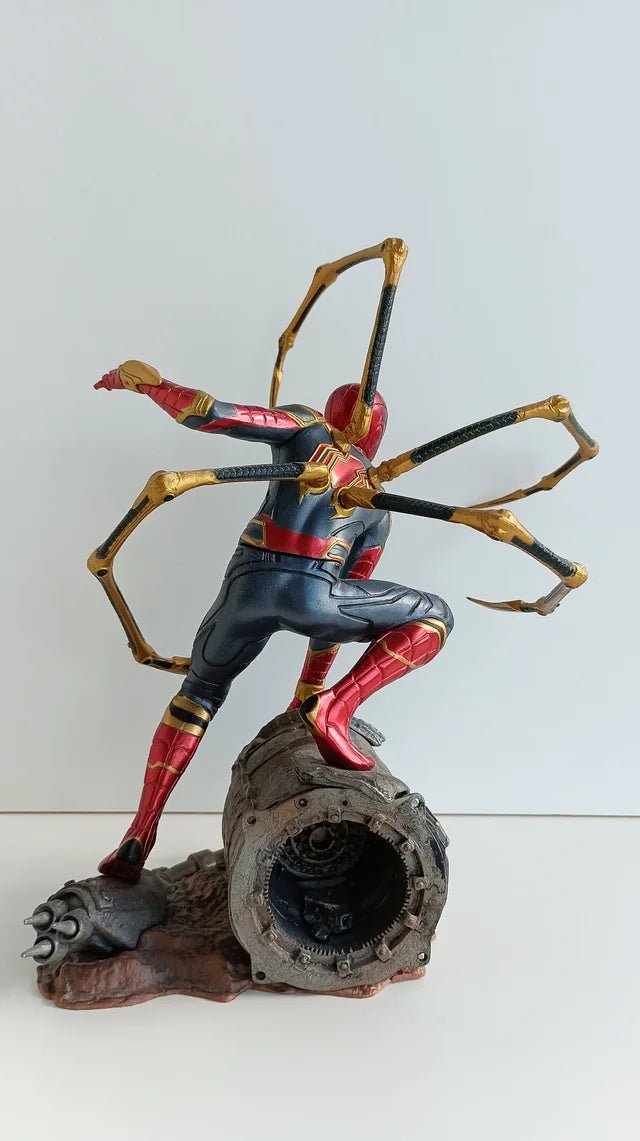 MARVEL - Iron Spider Action Figure