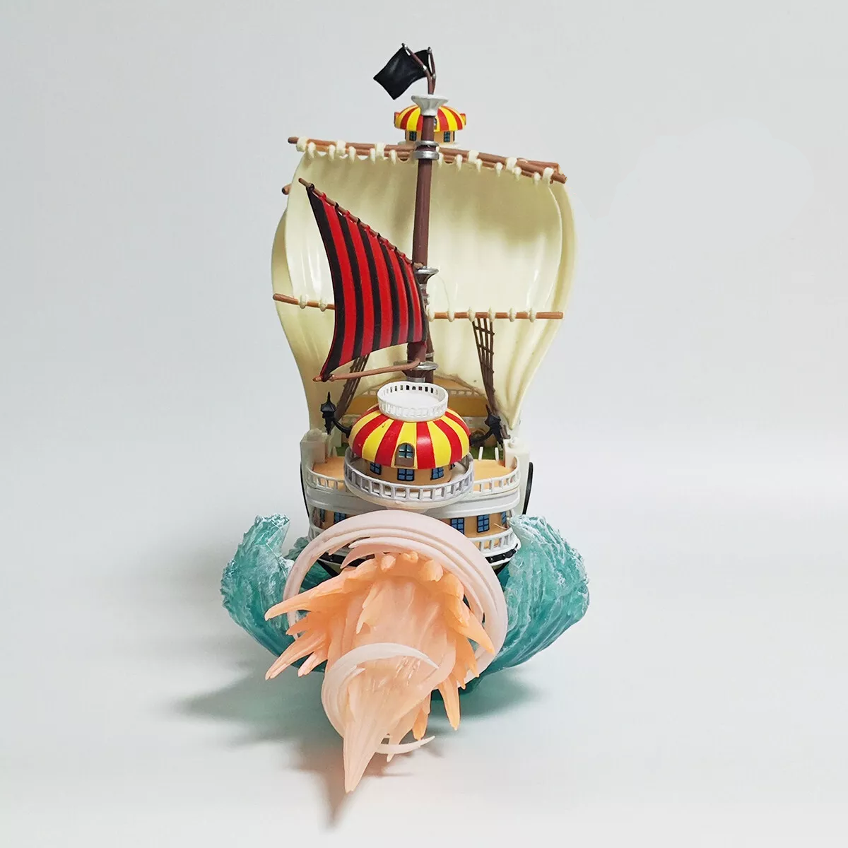 ONEPIECE : The Thousand Sunny 30 cm big Premium ship